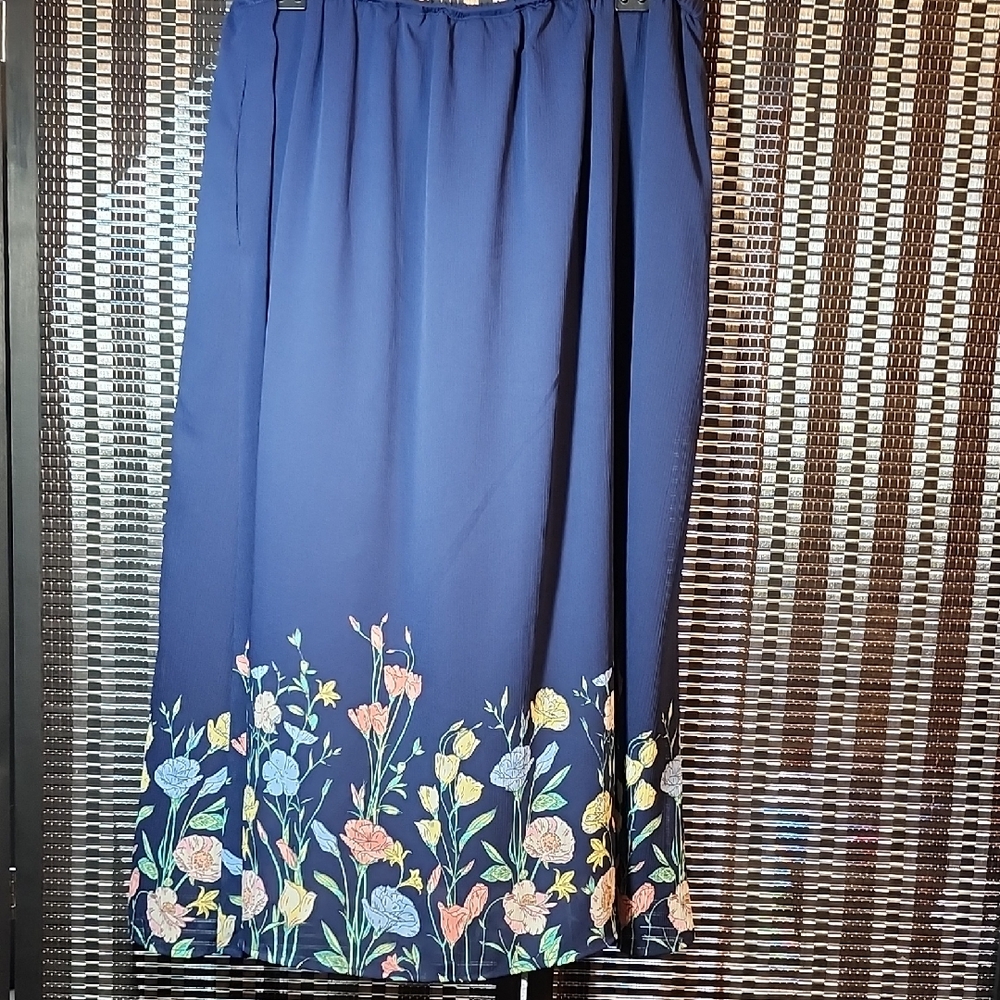 Appleseeds Navy Blue Skirt Floral Print